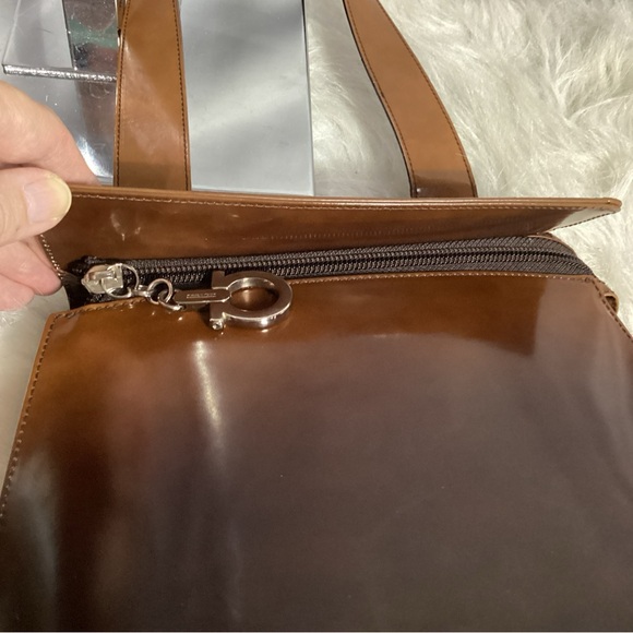 Salvatore Ferragamo Brown Ombré Leather Shoulder Bag AQ- 217148 - Picture 11 of 15